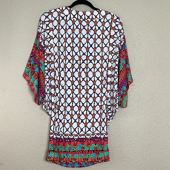 Trina Turke Women’s Venice Beach Tunic Cover Up in White Sz S Geometric Print - Picture 6 of 11